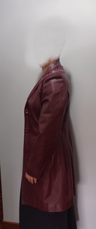 Chaqueta de piel 3/4 color burdeos