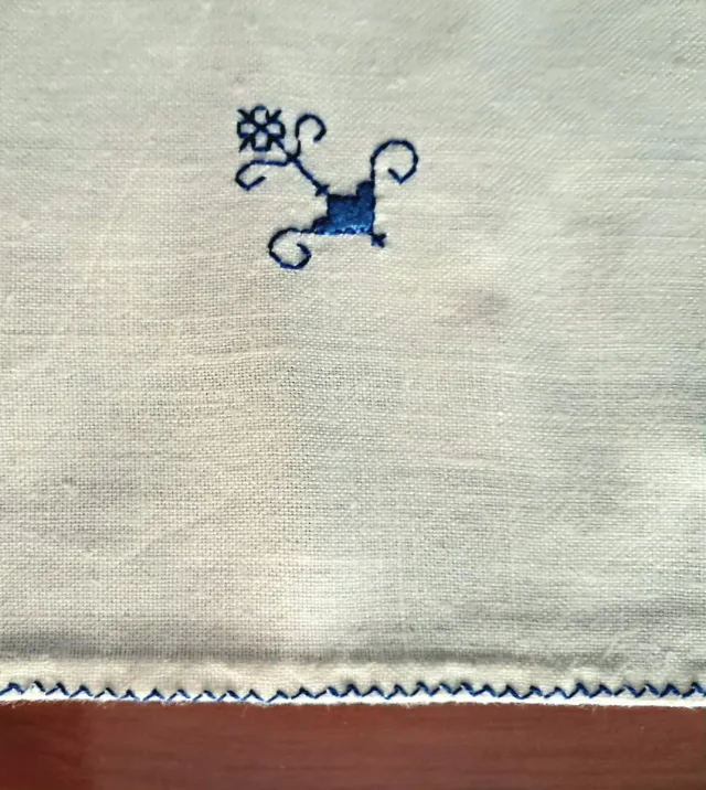 Mantel artesano Lagartera bordado