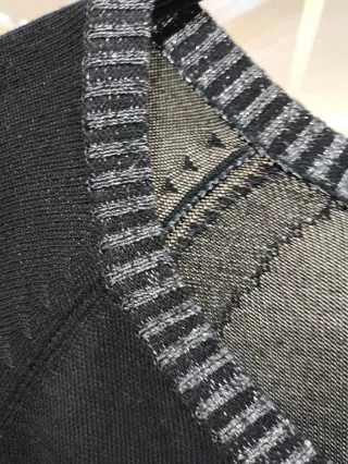 Jersey Desigual Negro con Detalles