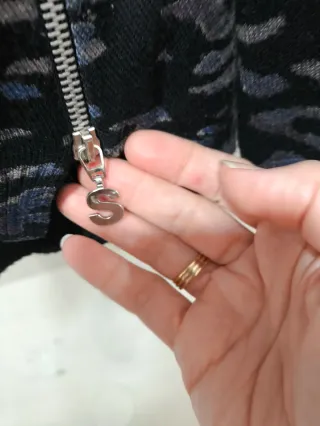 Jersey Desigual Negro con Detalles