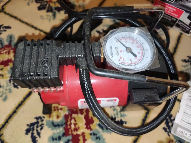 Mini compressore auto 12V Ultimate Speed