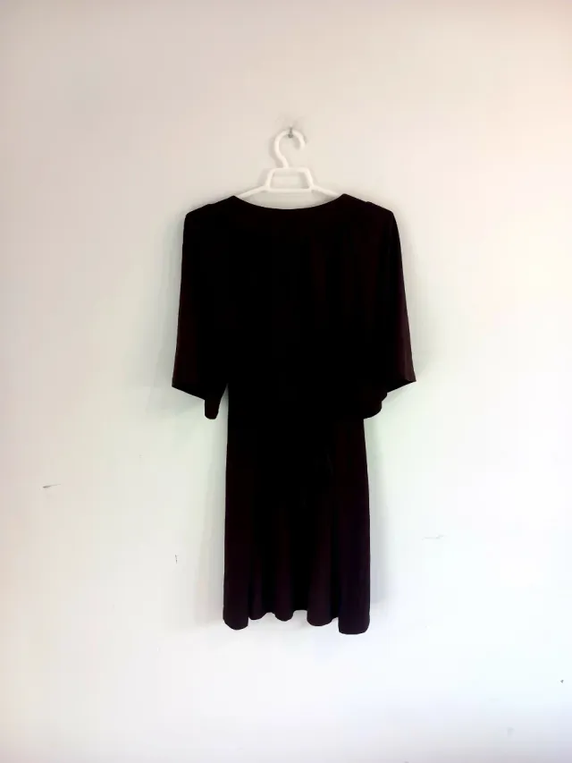 Vestido marrón con pedrería T. Única