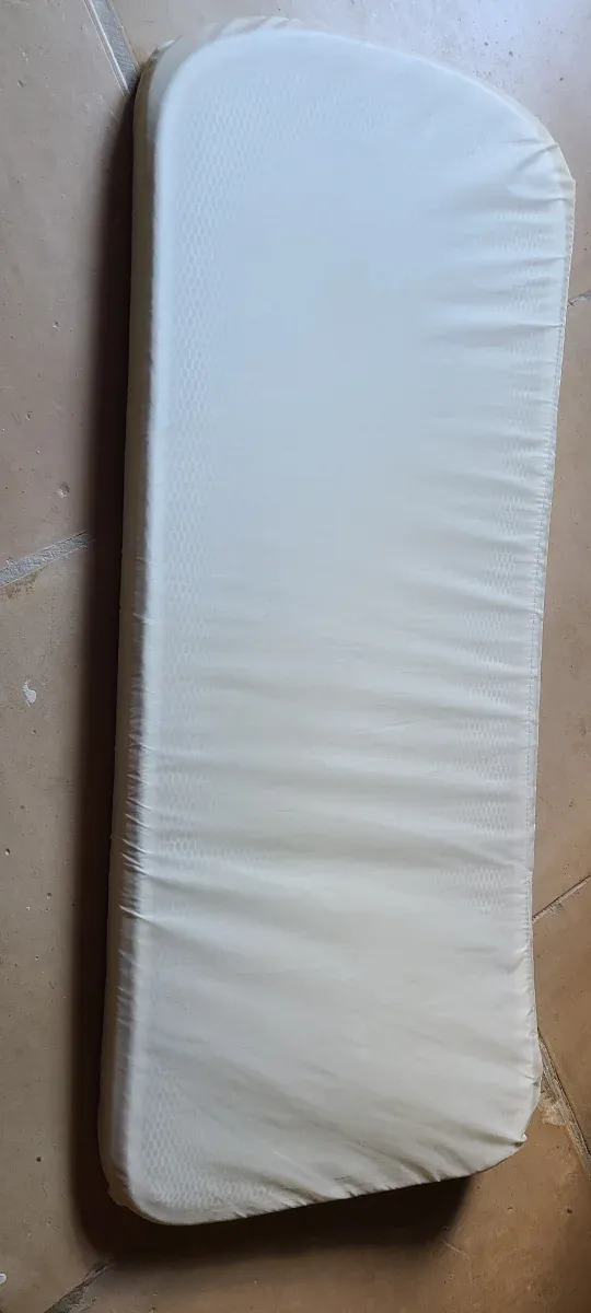 Cojín y mini colchón para bebés