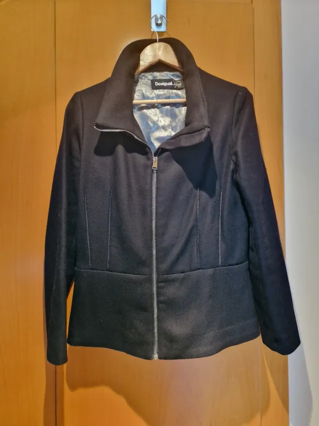 Chaqueta Desigual paño negra