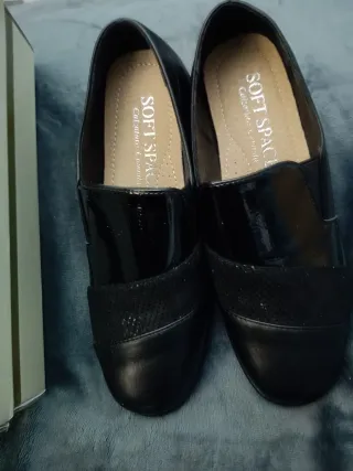 Zapatos mujer SOFT SPACE talla 35.