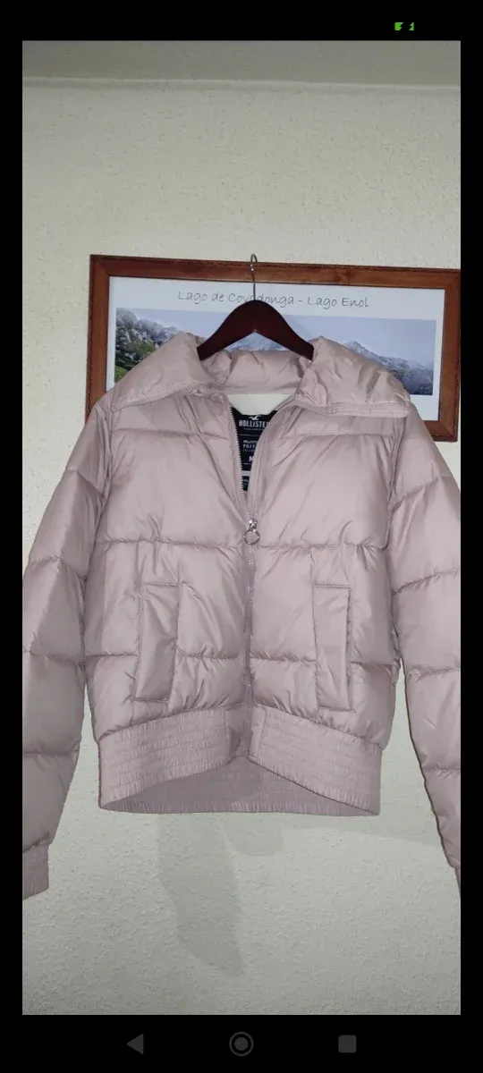 Chaqueta Hollister rosa talla XS