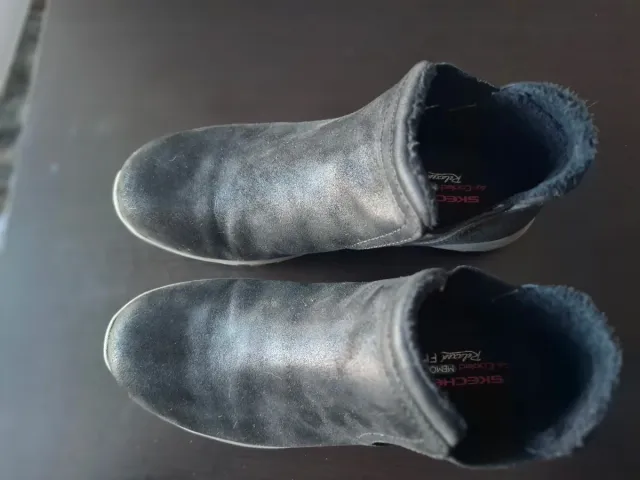 Botines Skechers Talla 38.5 Negro