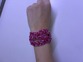 Braccialetto rigido perline rosa