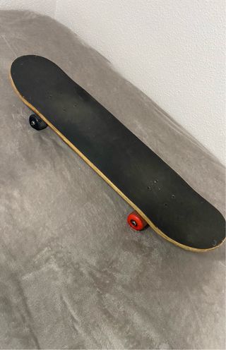 Skate con mochila y protecciones RUNFIT