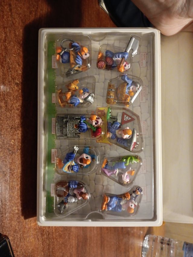 Kinder Sorpresa Caja Buitres