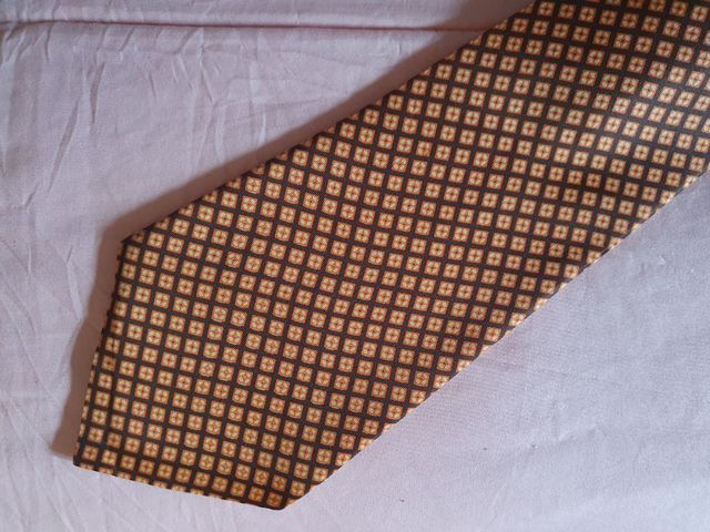 Cravatta vintage particolare