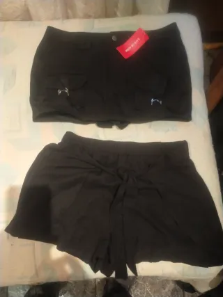 Lote Ropa Talla L: Blusa, Pantalón Corto, Falda