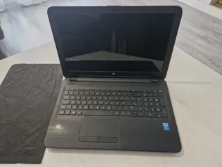 Ordenador portátil HP 15.6'' Negro