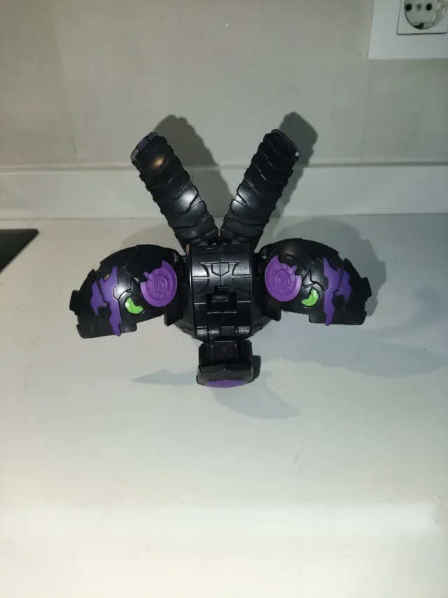 Bakugan Deka Nillious Jumbo