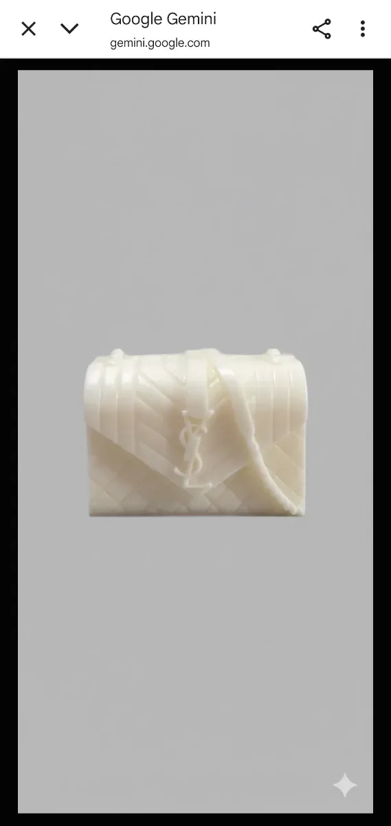 Candela profumata a forma di borsa Gucci Flora