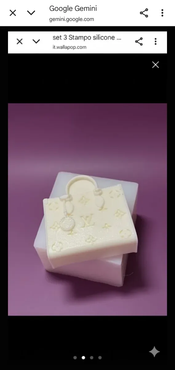 Candela profumata a forma di borsa Gucci Flora