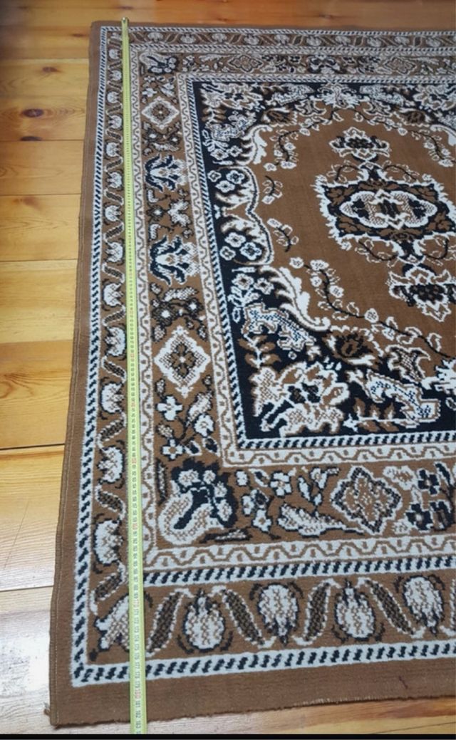 Alfombra vintage El Corte Inglés  medida 1,83x1,34