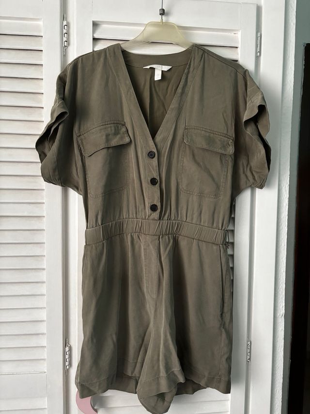 Mono corto verde militar