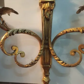 Applique dorata in metallo