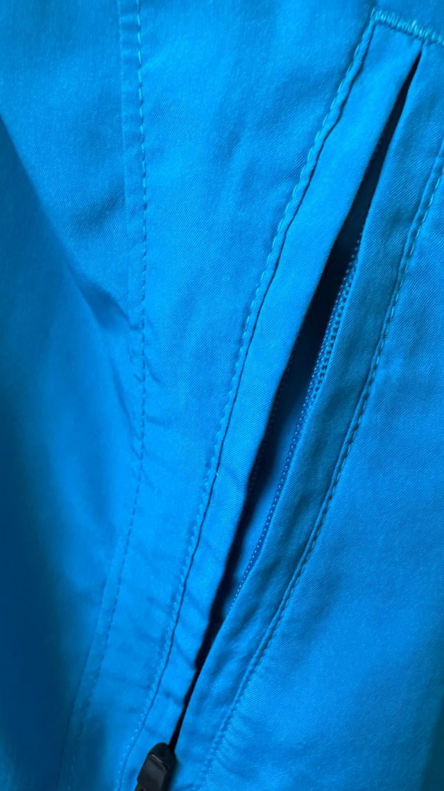 Cortavientos Adidas Azul y Amarillo Running