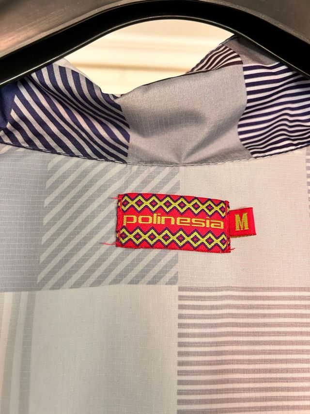 Chubasquero estampado cuadros talla M