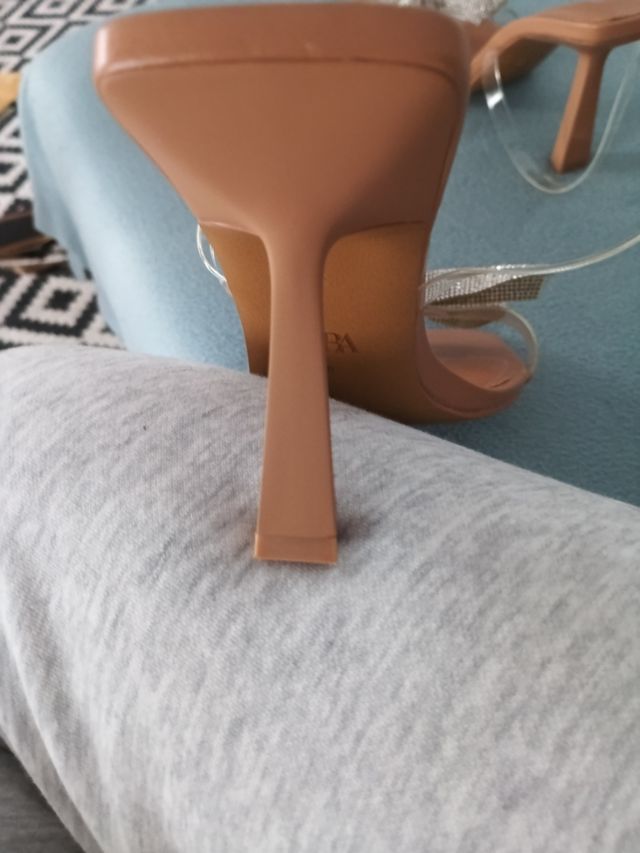 Sandalias ZARA Talla 39 con Lazos Brillantes