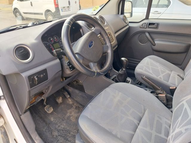 Ford Transit Connect 2013