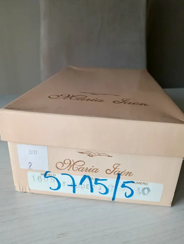 Zapatos mujer María Jaén burdeos de ante Talla 40