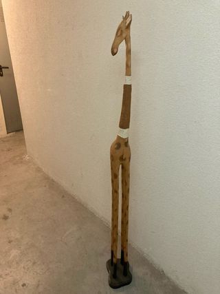 Jirafa artesanal de madera