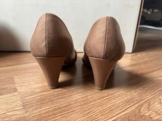 Zapatos de tacón talla 38