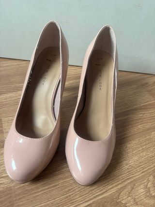 Zapatos de tacón talla 38