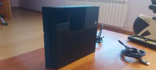 PS4 (PlayStation 4) + Mando