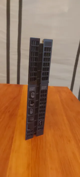 PS4 (PlayStation 4) + Mando