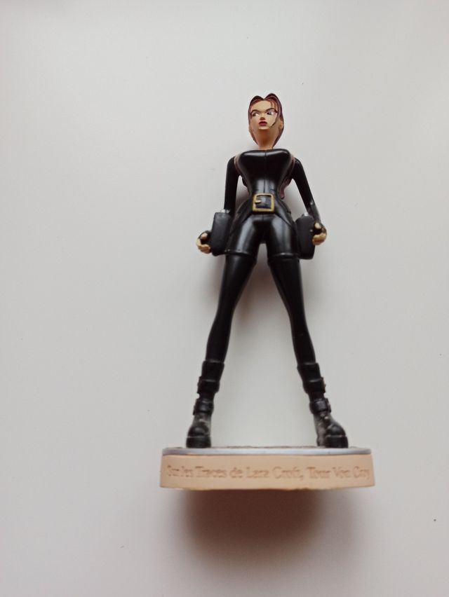 Figura Lara Croft Tomb Raider 10 cm