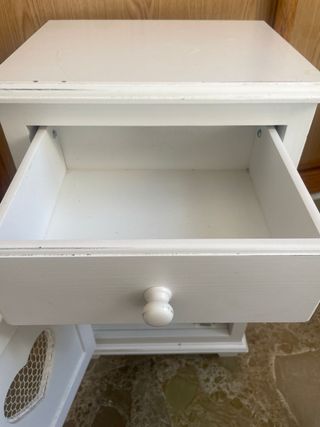 Comodino Maison du Monde bianco