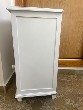 Comodino Maison du Monde bianco