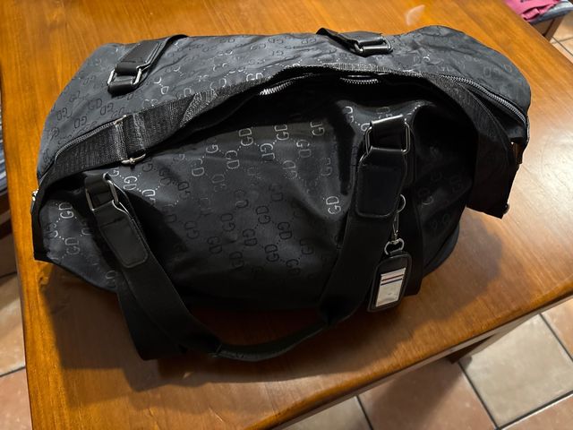 Bolso de viaje grande negro