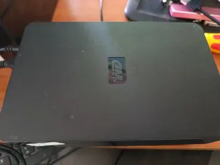 Disco Duro Externo WD 2 TB, lleno.