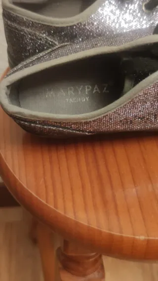 Deportivas brillantes talla 36