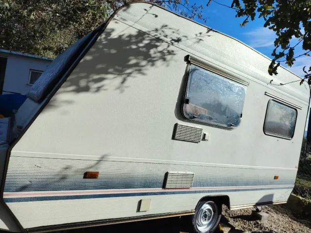 Caravana Adria Prima 4 personas  fotos por WhatsAp