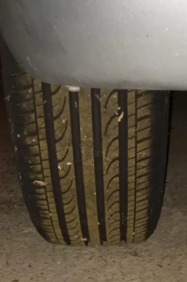 3 Neumáticos con llantas 185/60R14