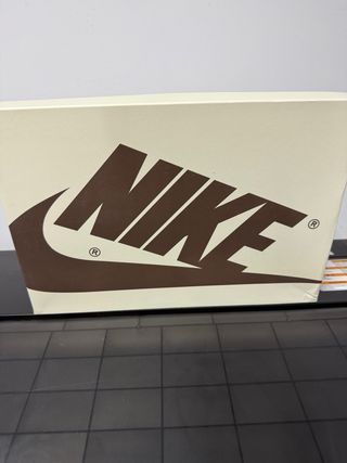 Nike Air Jordan 1 Low Amarillo Azul