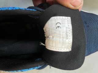 Zapatillas seguridad puntera metálica