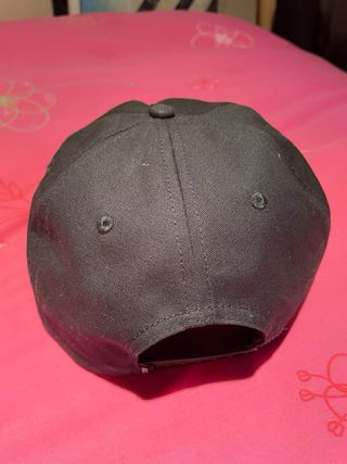 VA x ALI gorra trucker usada dos dias