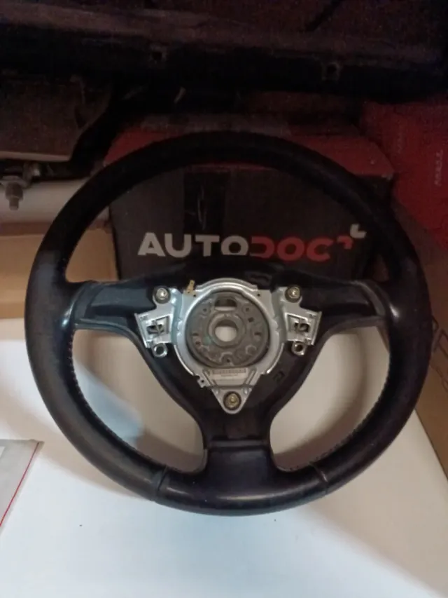 Volante León Cupra MK1 Usado