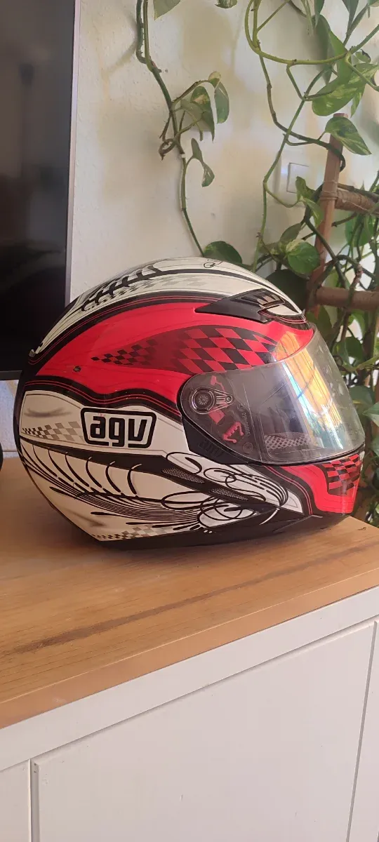 Casco Moto AGV Rojo y Blanco