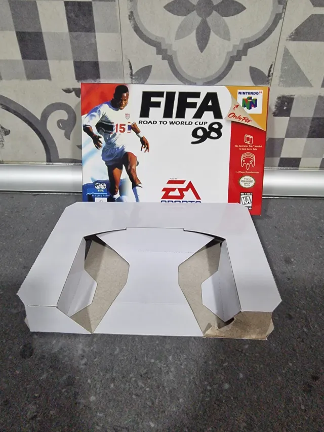 Nintendo 64 FIFA Road to World Cup 98