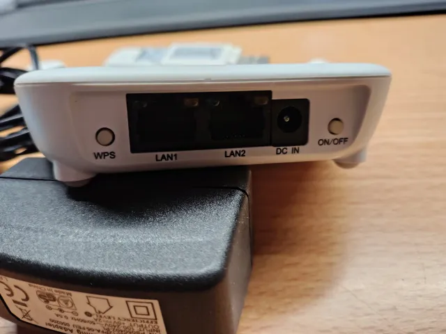 Base Wi-Fi ZTE MF10E + Modem Huawei E1752