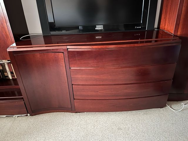 Mueble de salón madera maciza