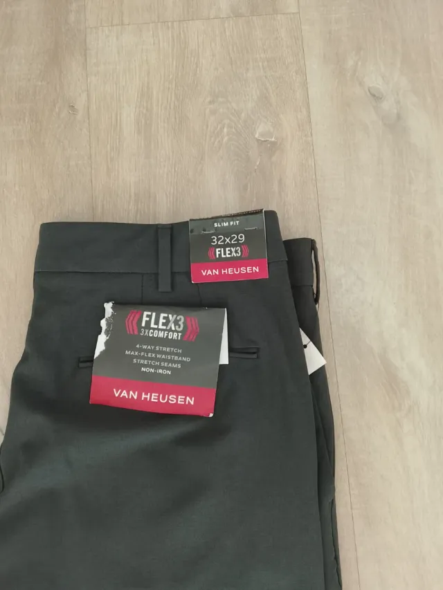 Pantalón Van Heusen Negro Talla M